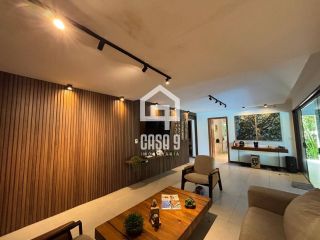 Casa mobiliada e decorada com 04 suítes e piscina privativa a venda no Alto da Constância em Praia do Forte Bahia