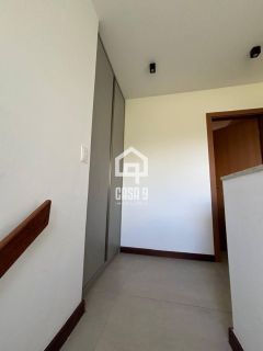 Casa mobiliada e decorada com 04 suítes e piscina privativa a venda no Alto da Constância em Praia do Forte Bahia