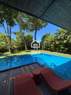 Casa mobiliada e decorada com 04 suítes e piscina privativa a venda no Alto da Constância em Praia do Forte Bahia