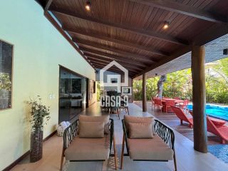 Casa mobiliada e decorada com 04 suítes e piscina privativa a venda no Alto da Constância em Praia do Forte Bahia