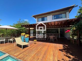 Casa mobiliada e decorada com 04 suítes e piscina privativa a venda no Alto da Constância em Praia do Forte Bahia