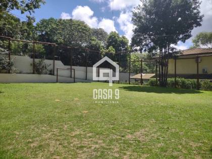 Casa 3 quartos mais dependência em terreno privativo no Quintas do Castelo da Torre 3km da Praia do Forte Bahia