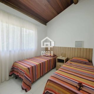 Casa duplex a venda com 2 suítes mobiliada na Reserva Sapiranga entre a Lagoa Aruá e a Praia do Forte Bahia