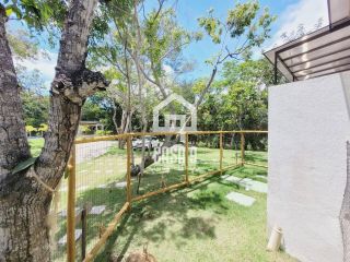 Casa duplex a venda com 2 suítes mobiliada na Reserva Sapiranga entre a Lagoa Aruá e a Praia do Forte Bahia