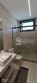 Casa 8 suítes á venda lateral mar em Guarajuba