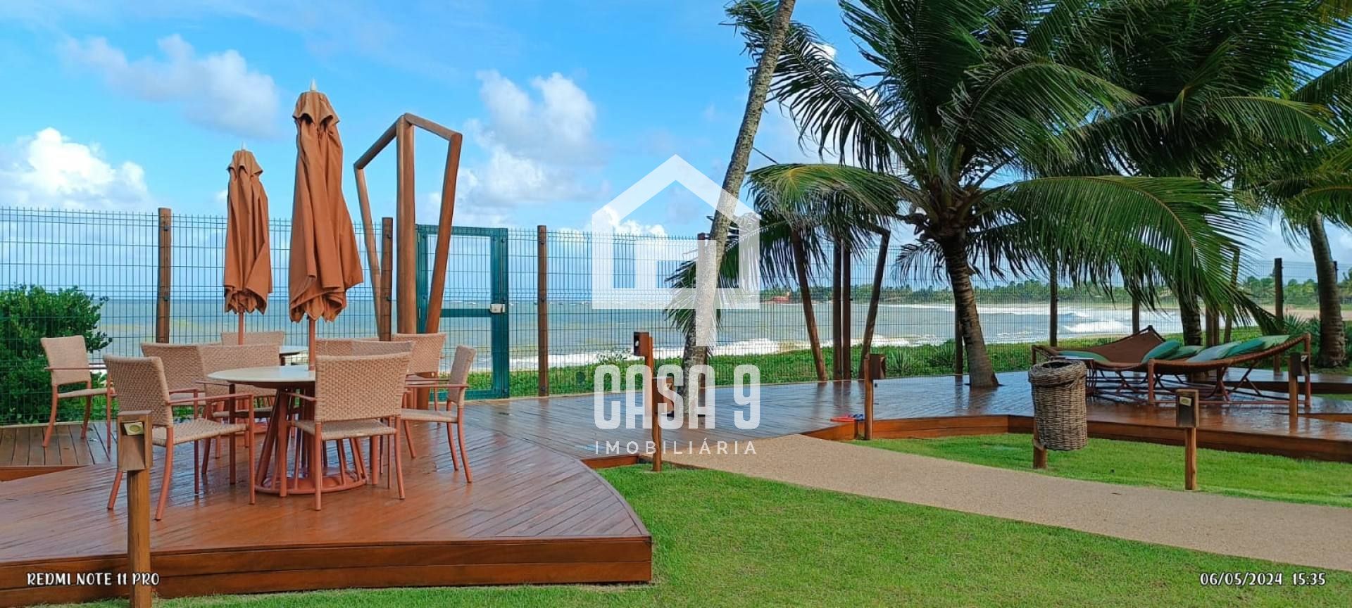 Apartamento térreo 4 suítes nunca habitado a venda em Itacimirim