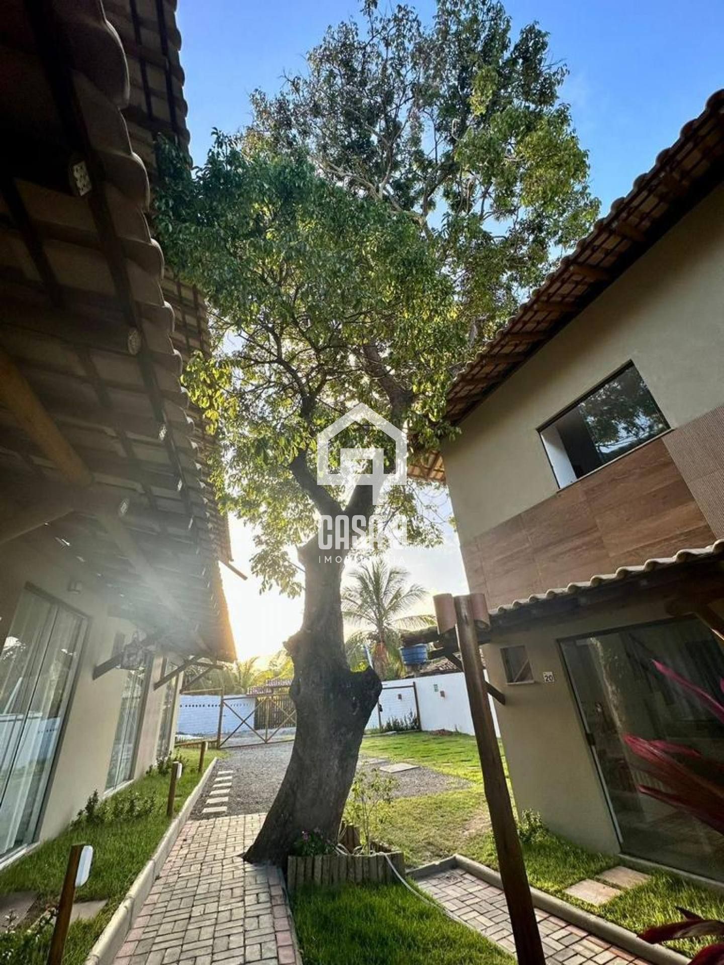 Apartamento mobiliado com 1 quarto a venda em excelente localização em Imbassai Bahia