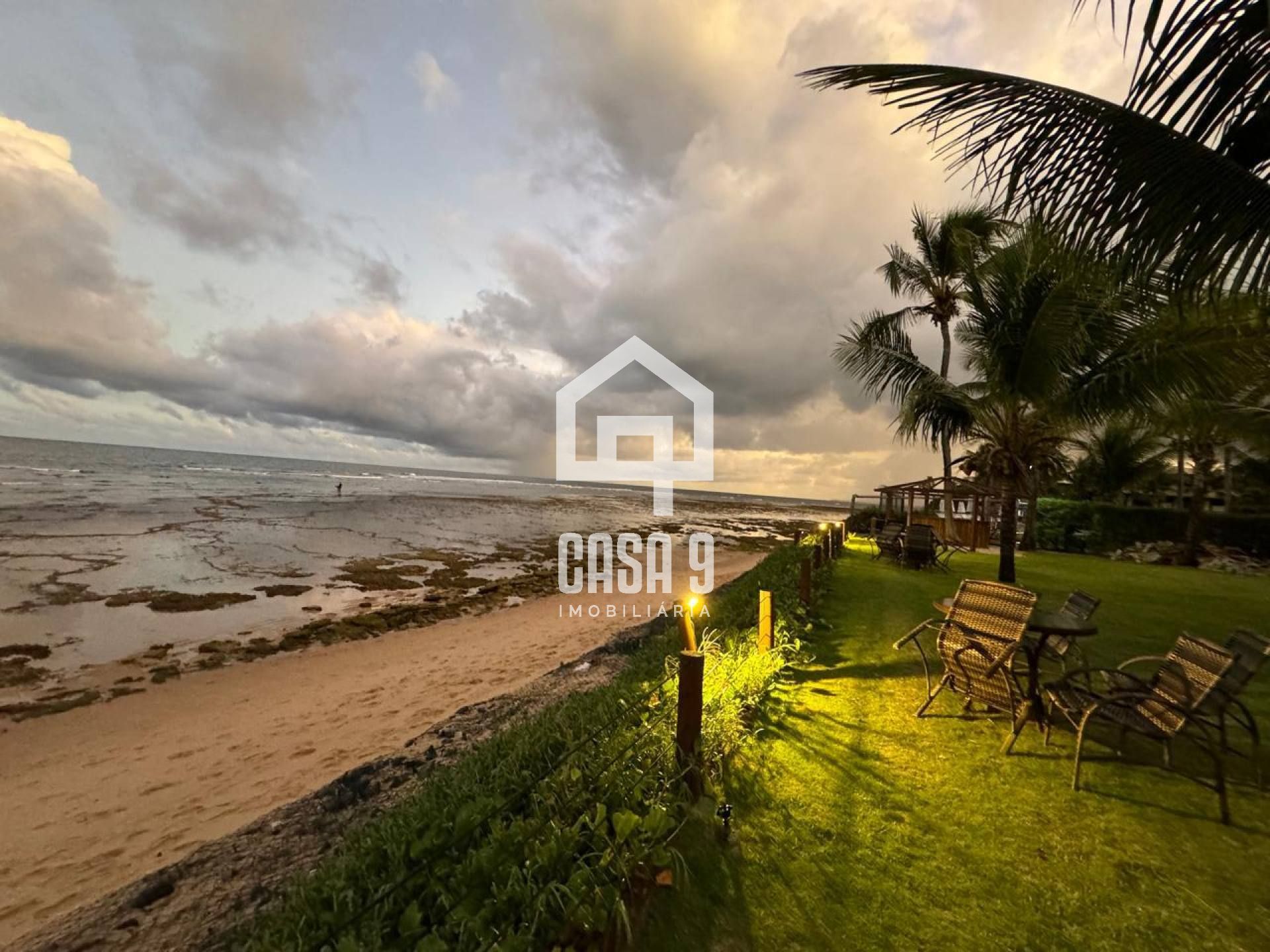 Apartamento pé na areia em Praia do Forte-Ba