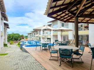 Apartamento a venda com 2 suítes à 650 metros da praia em Imbassai Bahia
