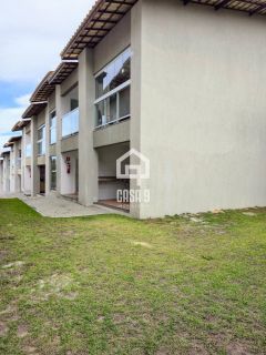 Apartamento a venda com 2 suítes à 650 metros da praia em Imbassai Bahia