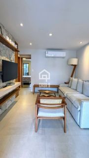 Apartamento a venda com 2 suítes à 650 metros da praia em Imbassai Bahia