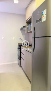 Apartamento a venda com 2 suítes à 650 metros da praia em Imbassai Bahia