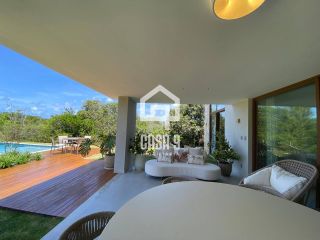 Casa alto padrão mobiliada a venda com 5 suítes no Condomínio Praia Bella em Praia do Forte Bahia