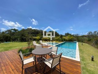 Casa alto padrão mobiliada a venda com 5 suítes no Condomínio Praia Bella em Praia do Forte Bahia