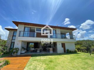 Casa alto padrão mobiliada a venda com 5 suítes no Condomínio Praia Bella em Praia do Forte Bahia