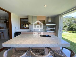 Casa alto padrão mobiliada a venda com 5 suítes no Condomínio Praia Bella em Praia do Forte Bahia