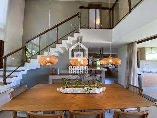 Casa alto padrão mobiliada a venda com 5 suítes no Condomínio Praia Bella em Praia do Forte Bahia