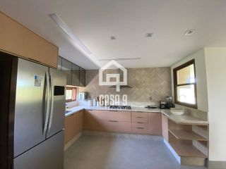 Casa alto padrão mobiliada a venda com 5 suítes no Condomínio Praia Bella em Praia do Forte Bahia