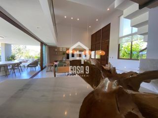 Casa alto padrão mobiliada a venda com 5 suítes no Condomínio Praia Bella em Praia do Forte Bahia