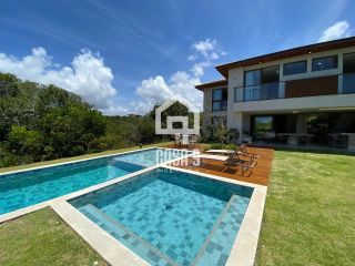 Casa alto padrão mobiliada a venda com 5 suítes no Condomínio Praia Bella em Praia do Forte Bahia