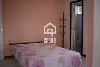 Casa com 04 quartos em Guarajuba-Ba