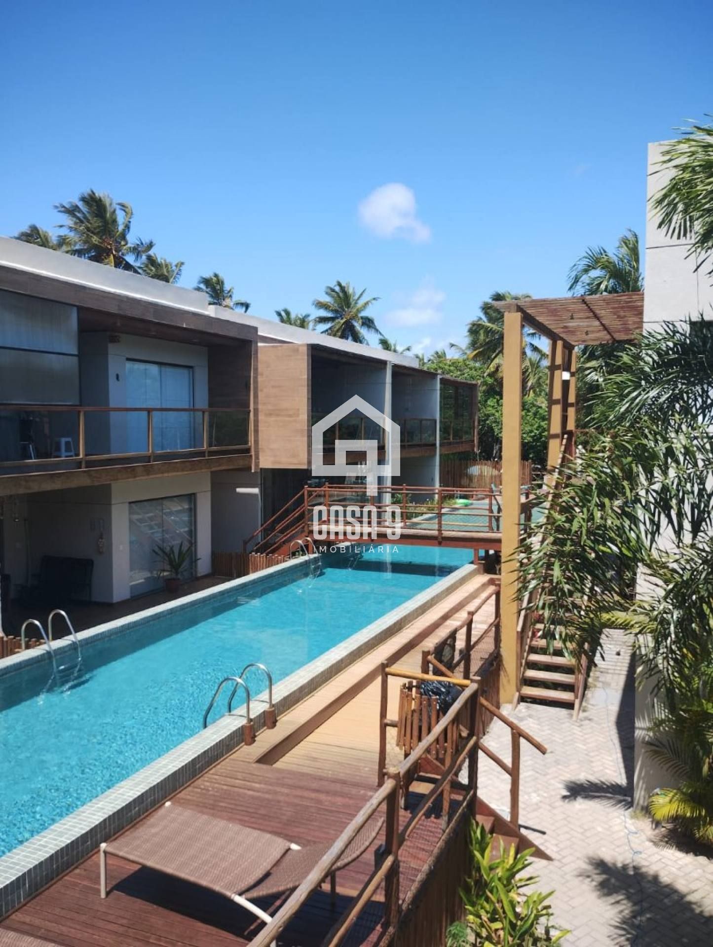 Apartamento térreo com 2 quartos a venda no condomínio Casa Amarela Imbassai Bahia