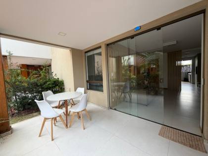 Apartamento novo térreo nascente mobiliado com varanda a venda com 2 suítes em Itacimirim Bahia