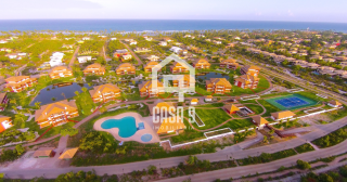 Apartamento a venda com 2 suítes no Village das Acacias Piscinas Naturais Praia do Forte Bahia