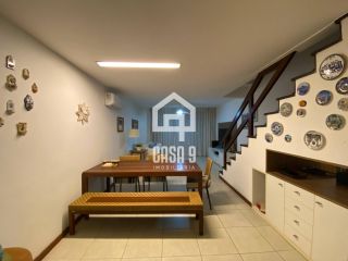 Apartamento térreo duplex a venda 2 suítes próximo da vila em Praia do Forte Bahia