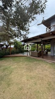 Casa a venda condomínio Alto da Enseada com piscina privativa em Praia do Forte Bahia