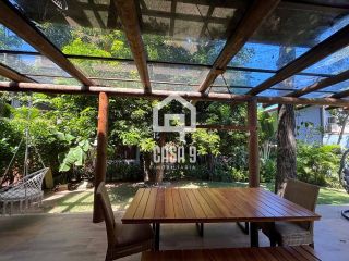 Casa mobiliada com 3 quartos a venda no condomínio Alto da Enseada em Praia do Forte Bahia