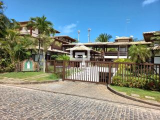 Apartamento superior duplex a venda com 2 suítes na Vila de Praia do Forte Bahia
