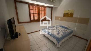Apartamento superior com 3 quartos a venda na vila de Praia do Forte Bahia