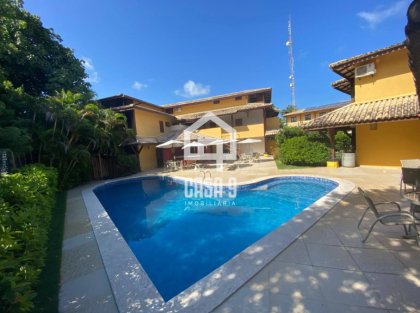 Apartamento superior com 3 quartos a venda na vila de Praia do Forte Bahia