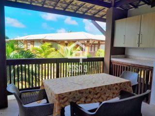 Apartamento superior com 3 quartos no condomínio Vila da Enseada em Praia do Forte Bahia