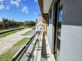 Apartamento superior com terraço e 2 suítes a venda na Praia do Surf em Itacimirim Bahia