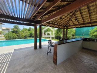 Apartamento a venda com 3 quartos mobiliado no Village dos Ipês Piscinas Naturais Praia do Forte Bahia
