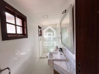 Casa com 5 suites para locação anual no condomínio Porto das Baleias em Praia do Forte Bahia