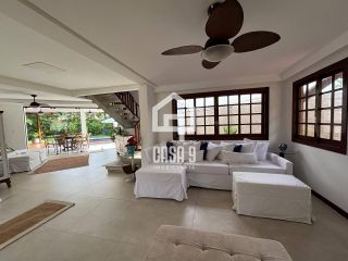 Casa com 5 suites para locação anual no condomínio Porto das Baleias em Praia do Forte Bahia