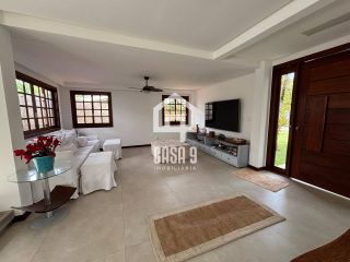 Casa com 5 suites para locação anual no condomínio Porto das Baleias em Praia do Forte Bahia