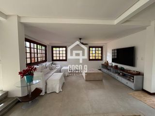 Casa com 5 suites para locação anual no condomínio Porto das Baleias em Praia do Forte Bahia