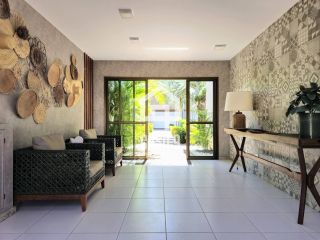 Apartamento térreo duplex a venda com 3 quartos na Praia da Espera em Itacimirim Bahia