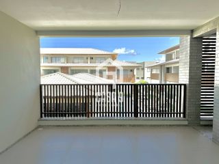 Apartamento novo pé na areia com 3 suítes a venda em Itacimirim Bahia
