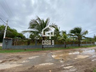 Casa a venda com 3 quartos (1 suíte) em Itacimirim Bahia