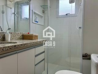 Apartamento pé na areia com 3 suítes mobiliado a venda em Itacimirim Bahia