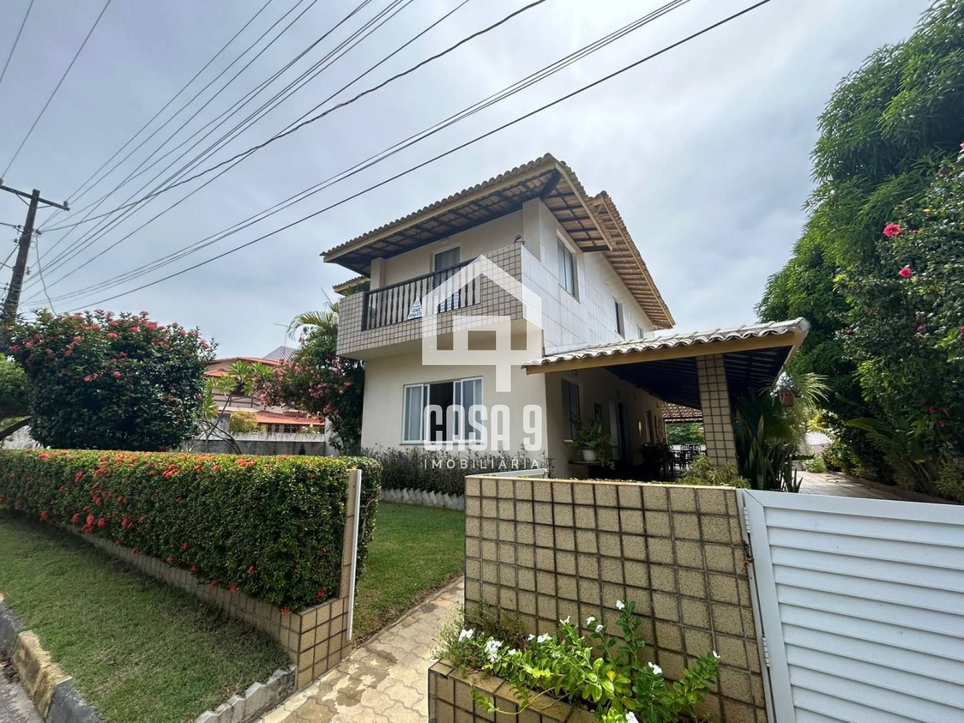 Casa a venda com 5 suítes no condomínio Canto do Sol 100 metros da praia de Guarajuba Bahia