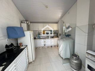 Casa a venda com 5 suítes no condomínio Canto do Sol 100 metros da praia de Guarajuba Bahia