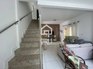 Casa a venda com 5 suítes no condomínio Canto do Sol 100 metros da praia de Guarajuba Bahia