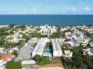Apartamento superior 2 suítes a venda no condomínio Porto Smeralda em Guarajuba Bahia
