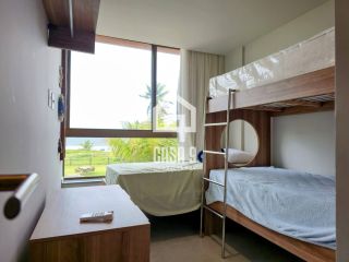 Apartamento térreo duplex mobiliado frente mar com 2 suites no Alphaville Guarajuba Bahia
